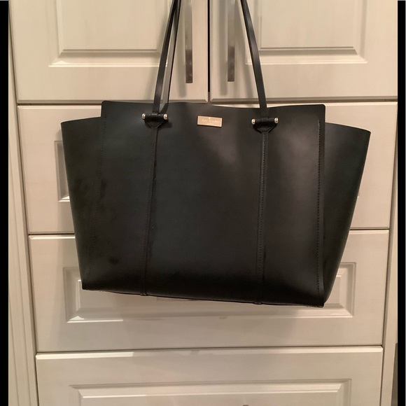 Kate Spade Tote in Black, Excellent Condition - Picture 1 of 13